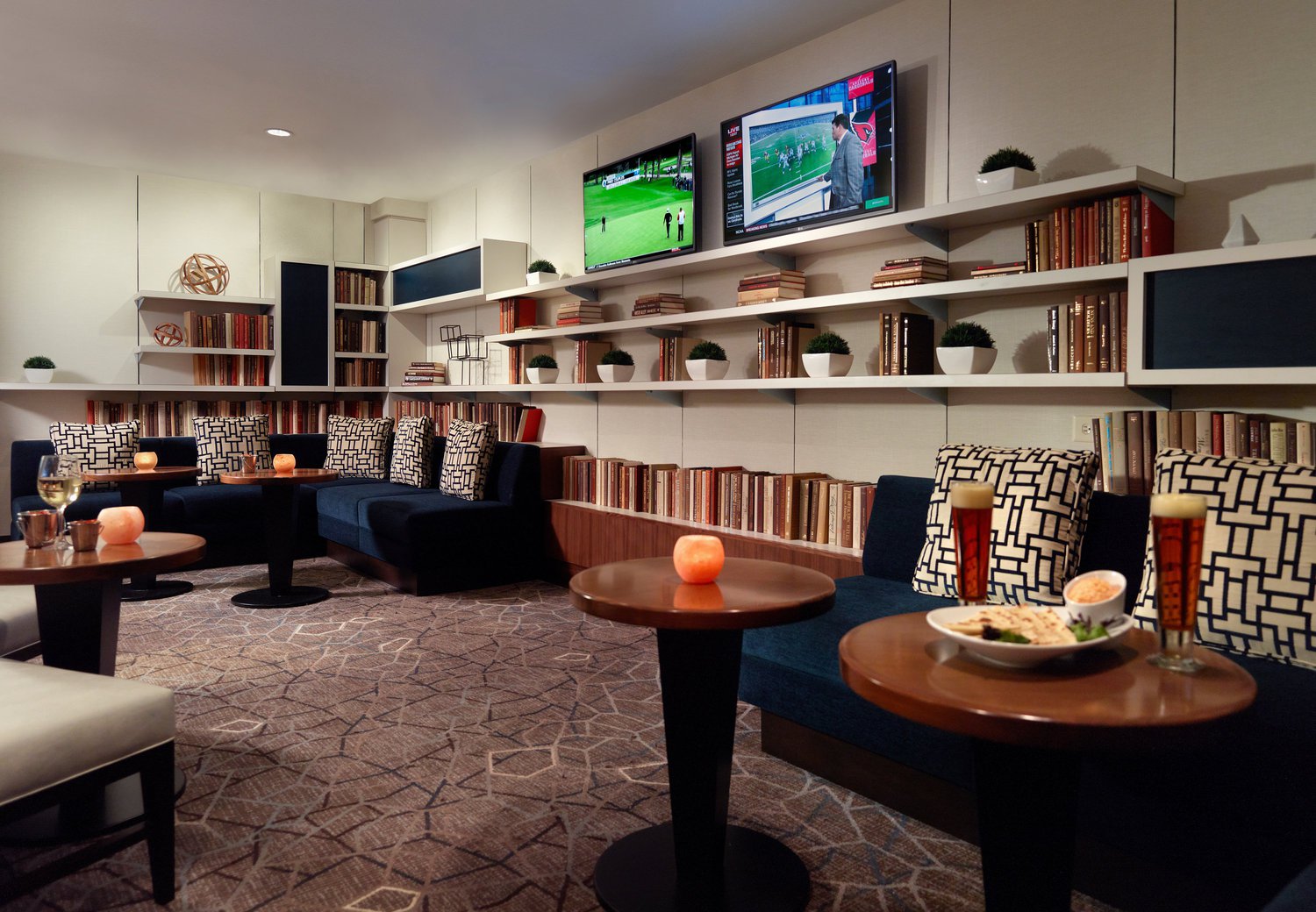 Food and Beverage Assistant Outlet Manager at Atlanta Marriott Northwest at Galleria Dimension